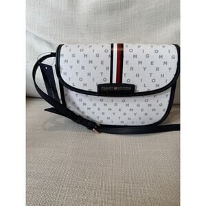 Tommy Hilfiger Classic Print crossbody bag